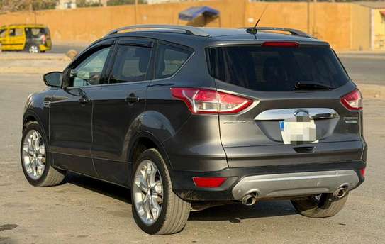 Ford Escape Titanium 2.0 image 9