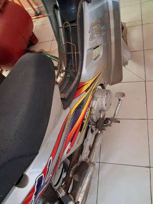 MOTO JAKARTA LIFAN à Vendre image 3