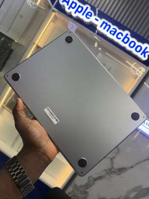 MacBook Air M2 Ram 24Go SSD 256Go 13 pouces image 2