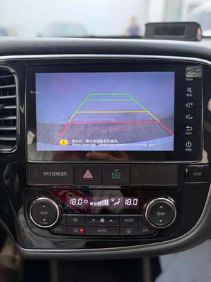 Mitsubishi Outlander 2017 image 6