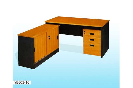 Bureau avec retour image 8