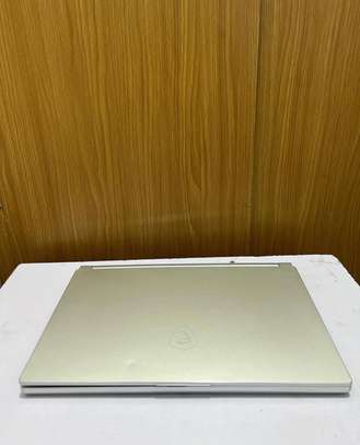MSI P65 Creator 8RE Gaming image 3