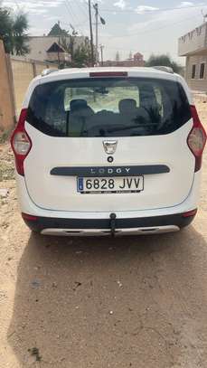 Dacia lodgy 2016 7 places image 2