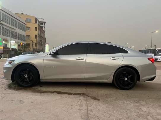 Chevrolet malibu image 2