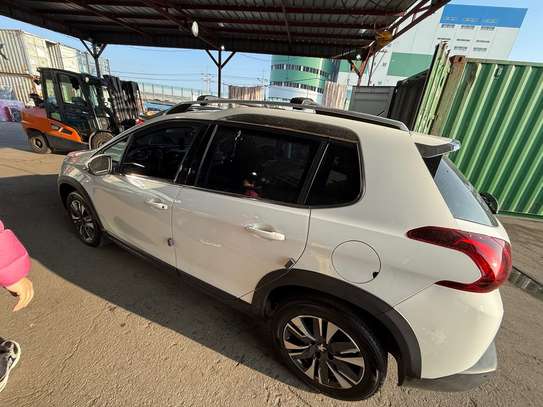 Peugeot 2008 diesel boîte auto 2018 image 9
