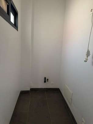 Appartement de 3 chambre lumineux a louer Almadie image 7