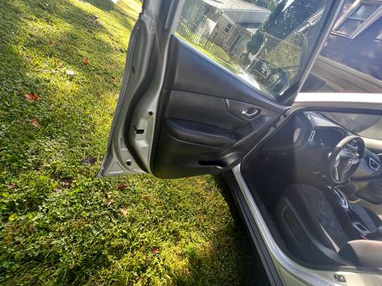 Nissan Rogue 2016 sv sous douane image 10