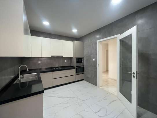 Appartement à louer aux Almadies Zone de recasement image 12
