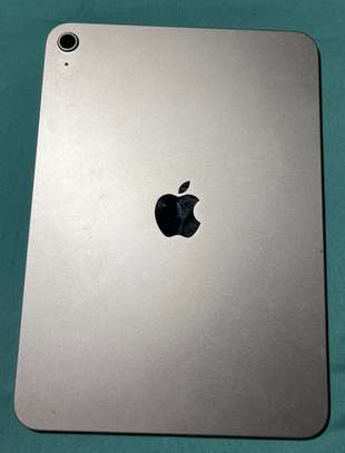 iPad a16 11e génération très bon état disponible image 4