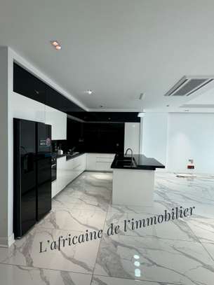 Appartements F4 neufs à louer aux almadies avec vue/mer image 3