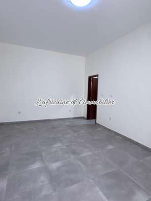 Appartement F4 à louer – Situé sur la VDN image 5