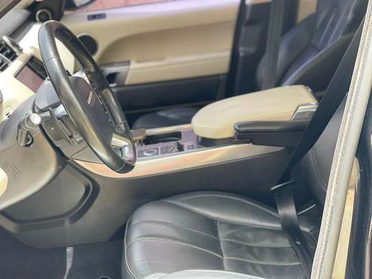 Range rover sport  2015 image 2
