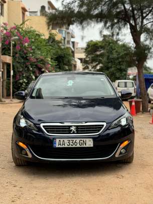 Peugeot 308 blue hdi image 12