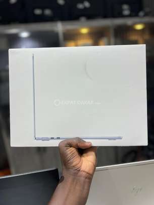 MacBook Air M4 (2025) 13 pouces scellé image 1