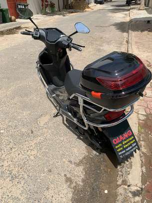 Electrique scooter - pas d'entretien et d'essence image 6