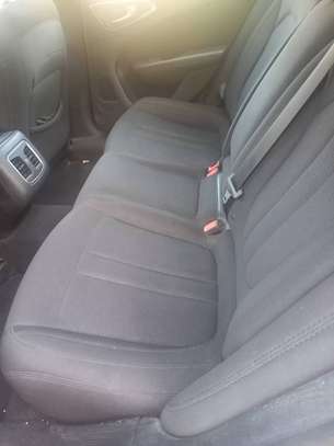 CHRYSLER 200 image 12