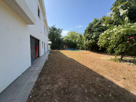 Villa embassade à louer à fan résidence 6 chambres image 5
