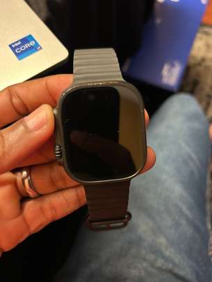 ULTRA 2 BLACK image 1