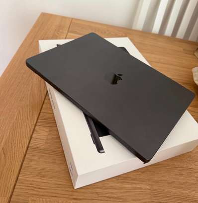 MacBook M5 Pro 16-inch 48/1To image 6