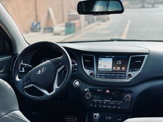 HYUNDAI TUCSON  2018 image 3