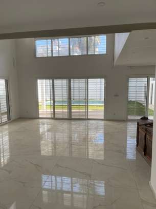 Villa à louer aux Almadies image 6