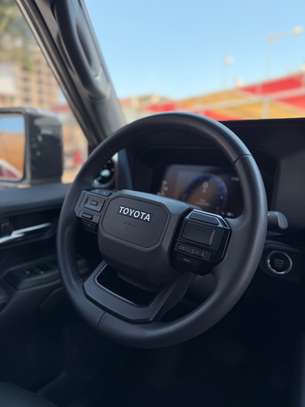 Toyota Prado 2025 image 13