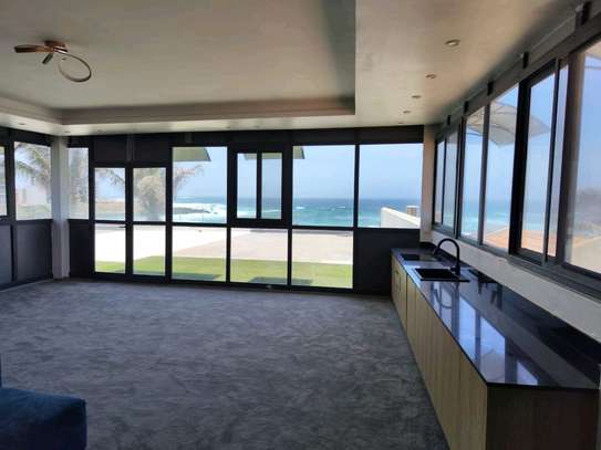 STUDIO PENTHOUSE F2 A LOUER YOFF BIAGUI image 3