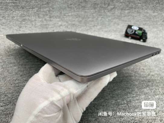 MacBook Pro 2019 13,3 pouces image 6