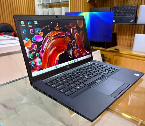 DELL 7490 - core i7 - SSD 512 - Ram 16Go image 2