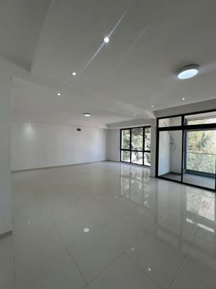 3 Chambres à louer au point E image 10