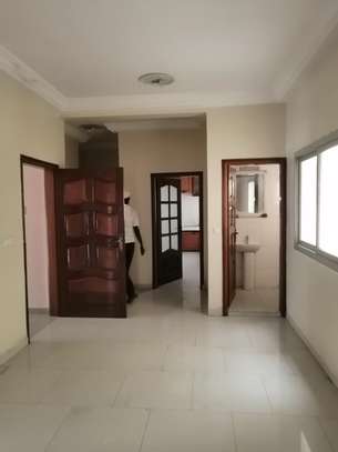 Appartement F4 à louer au 2e étage à la cité K. Gorgui VDN image 13