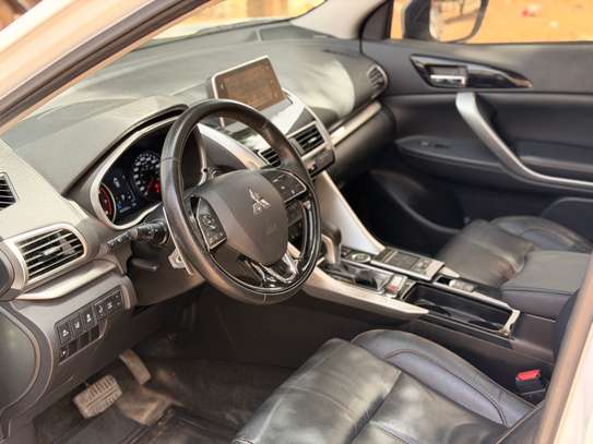 MITSUBISHI ECLIPSE CROSS 2019 image 12