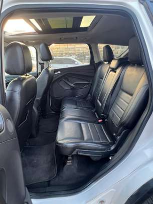 Ford Escape Titanium version 4x4 image 10