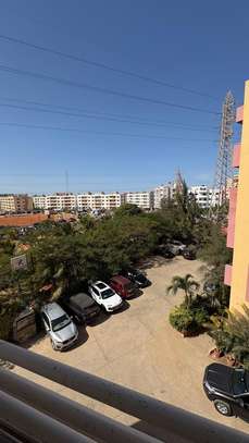 Appartement Meublés Maristes image 5