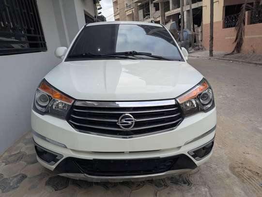 SsANGYONG TURISMO année 2017 image 1
