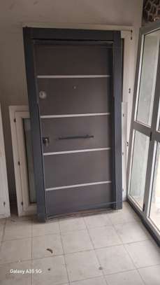 Porte de sécurité neuve image 7