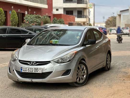 Hyundai elantra image 1