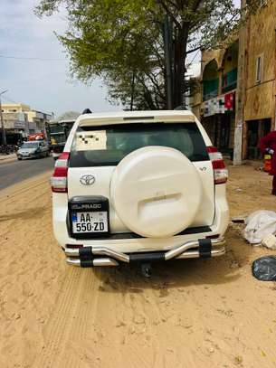 Toyota Prado Land Cruiser 2010 image 4