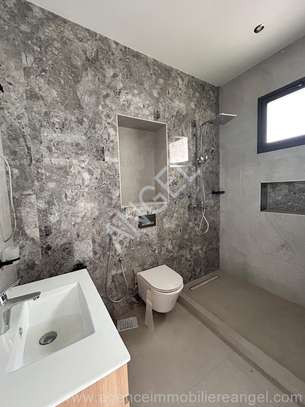Ref_2760_PL Appartement F5 neuf à louer aux Almadies image 10