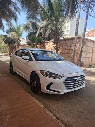 très belle elantra image 11
