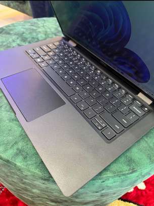 Dell Latitude 7420 image 3