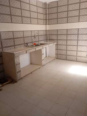Appartements  et studios à louer à sicap keur massar image 5