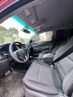 Hyundai tucson image 10