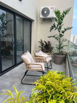 Magnifique Appartement Meublé F2 á Sicap Baobab image 11