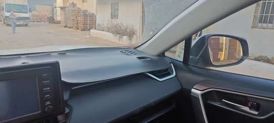 Toyota rav4 image 5