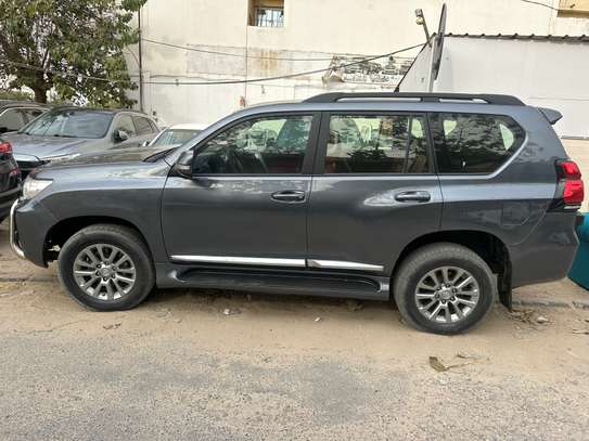 Toyota Prado 2019 image 3