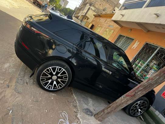 Range rover velar 2018 image 1