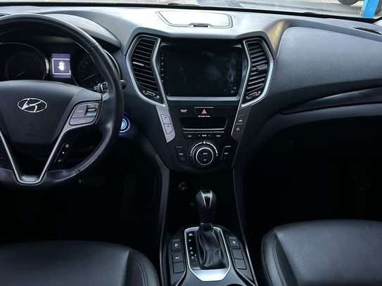 Hyundai Santa Fe 2017 diesel full options image 5