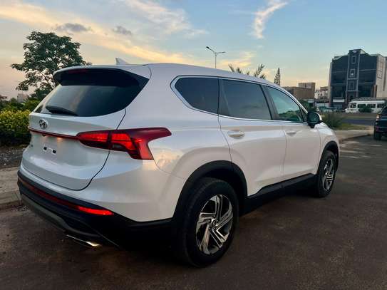 Hyundai Santa Fe 2022 image 8