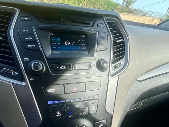 Hyundai santa fe 2016 image 7